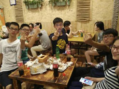 绥德烧烤加盟,学烧烤技术,开烧烤店多少钱疯狂烤翅加盟